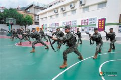 探究“让自己发光”的能量