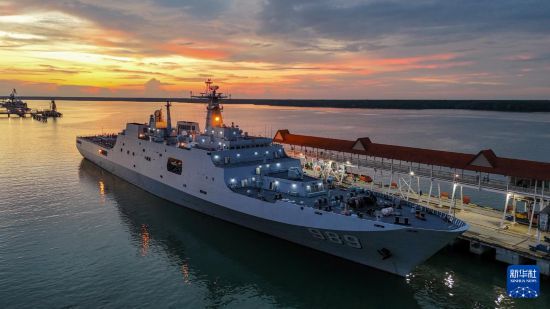 中国海军989编队结束对马来西亚友好访问前往印度尼西亚