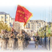  英雄营里英雄兵（强军路上）